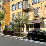 Appartement Port Et Vieux Nice Direct From Airport By Tramway